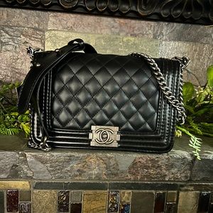 Channel Dup. Beautiful new I never used. Looks identical to the real one.